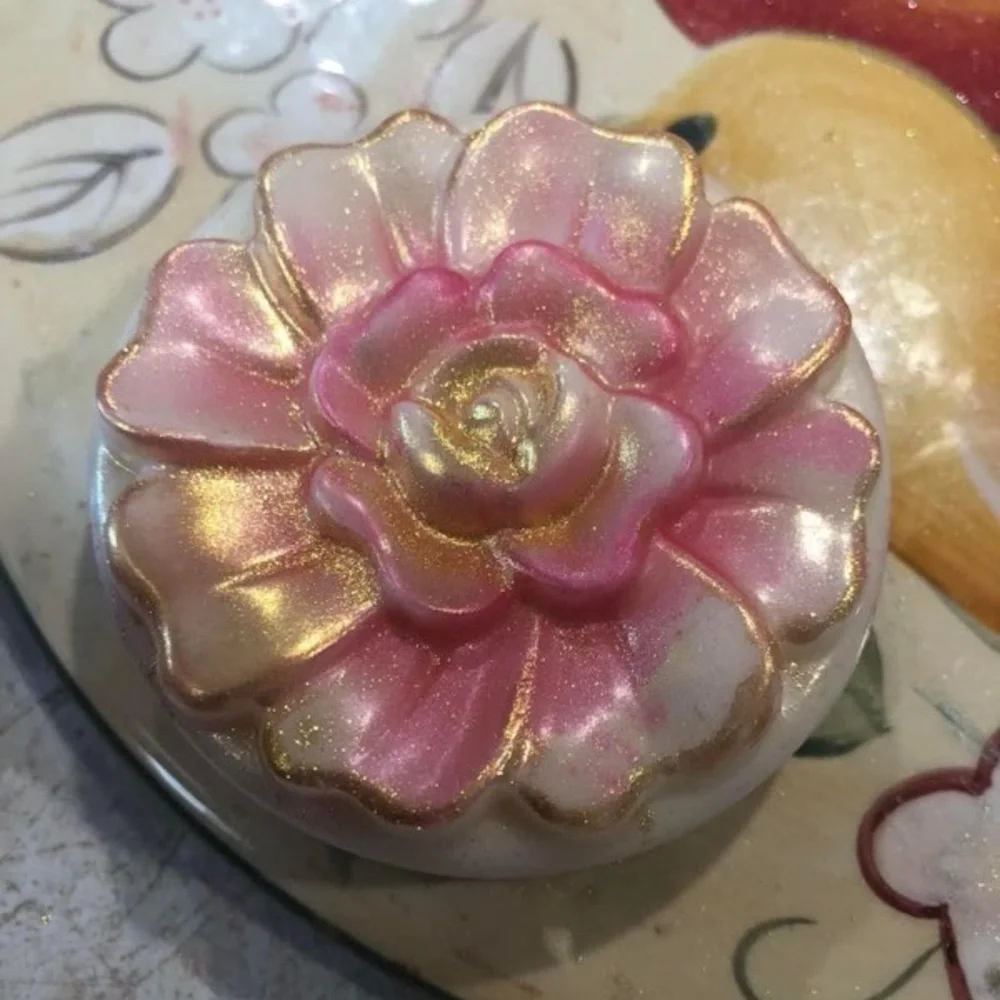 Homemade soap - Picture 1 of 2